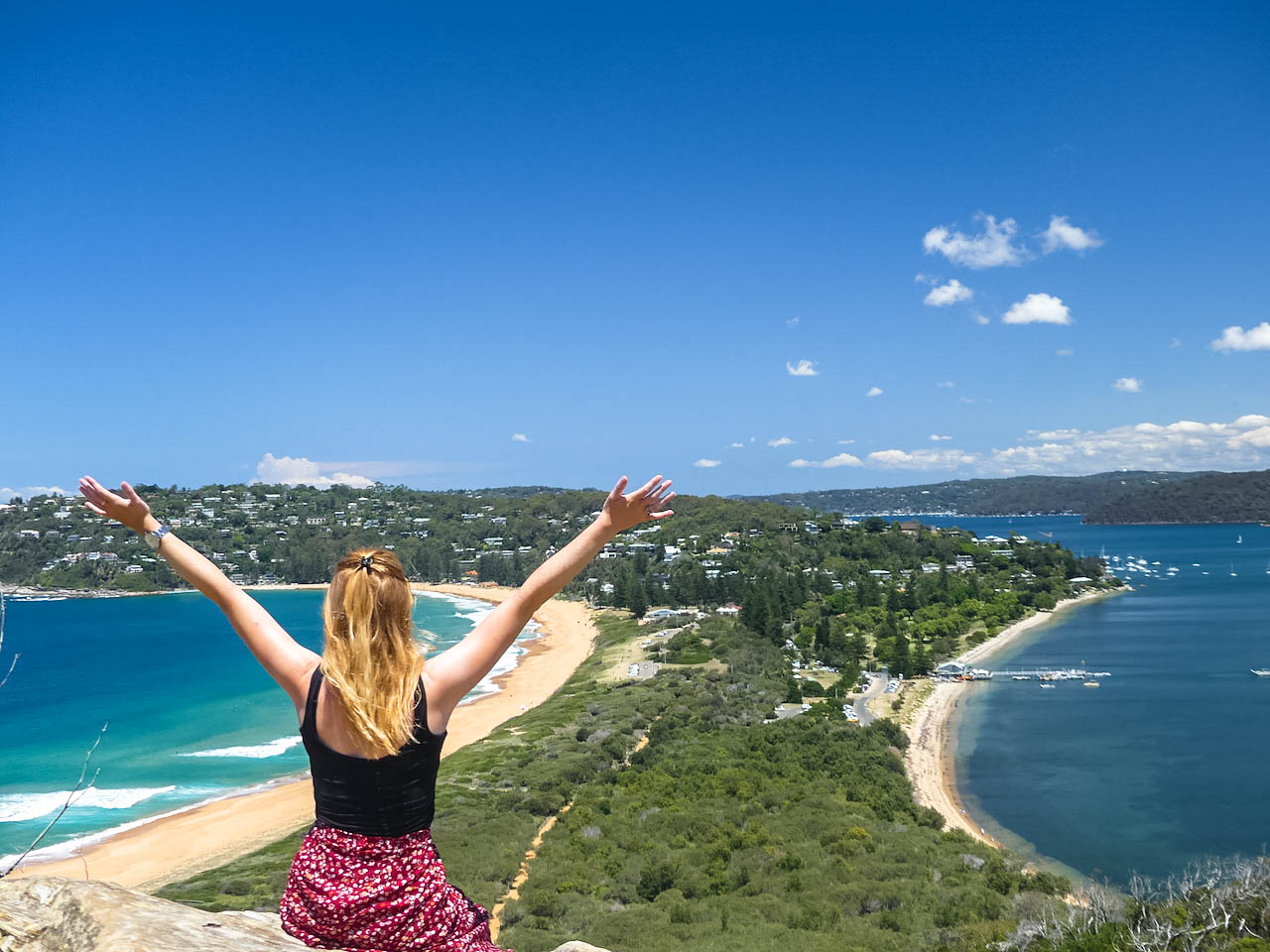 Planning a road trip from Sydney to Brisbane? Deciding what to see between Sydney and Brisbane can be overwhelming, so I've together the ultimate 14 day Sydney to Brisbane drive itinerary to help you see the best places on the Sydney to Brisbane coastal drive #sydneytobrisbane #australiaroadtrip #roadtrip #sydney #brisbane #eastcoastaustralia #backpackingaustralia #budgettravel
